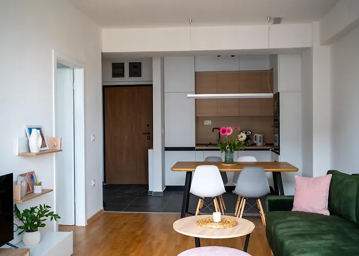 Wind Down In East Gate Living Apartament Skopje