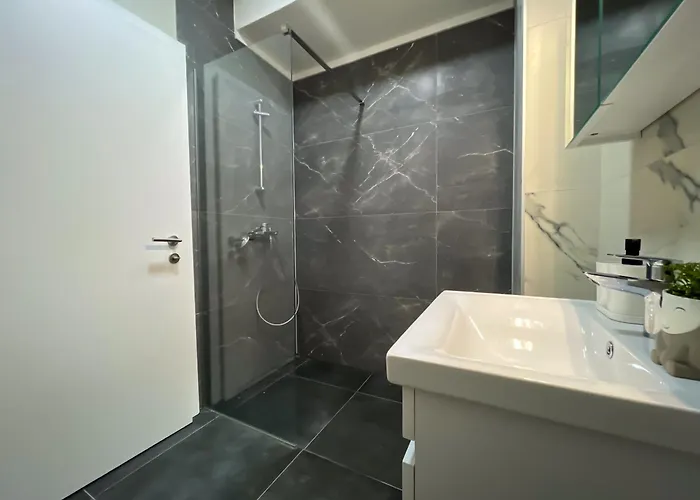 Wind Down In East Gate Living * Skopje